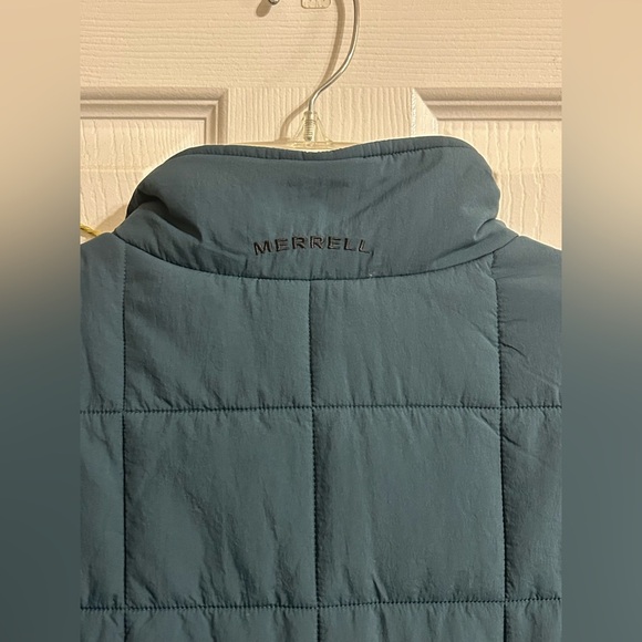 NWT Men’s Merrell Terrain Insulated Puffer Vest in Sea Moss - XL - Picture 5 of 8
